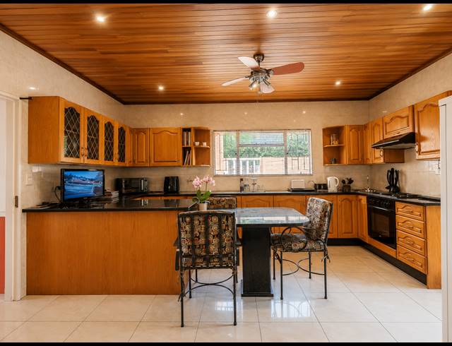3 BEDROOM TOWNHOUSE FOR SALE IN THREE RIVERS